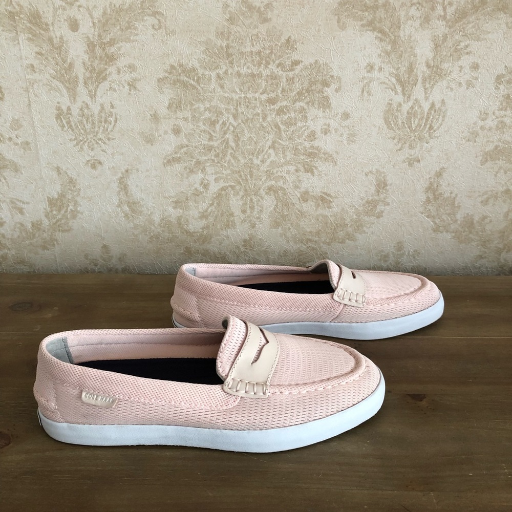 Women’s Casual Slip-On Loafers in Blush Pink